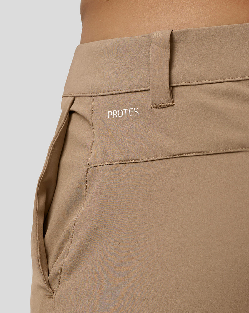 Castore Golf Water-Resistant Shorts Clay | 81WNOBALC